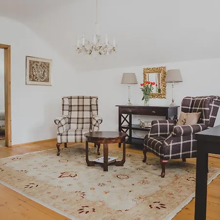 Apartment Place To *
